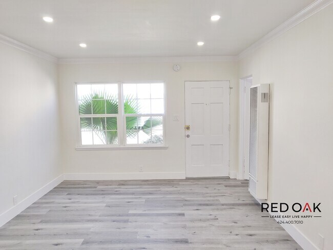 Foto del edificio - 2417 W Vernon Ave