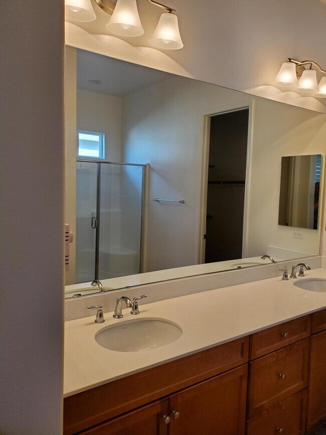 Building Photo - 85636 Treviso Dr