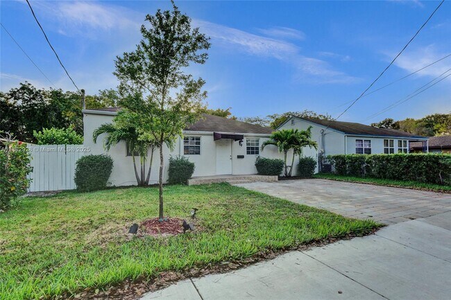 Foto del edificio - 4718 NW 15th Ave