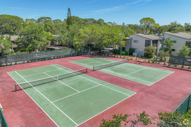 ¡Canchas de tenis - Pelican Cove