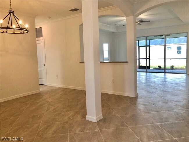 Building Photo - 43504 Treadway Dr