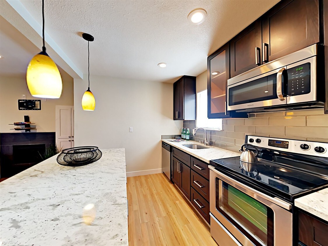 Foto principal - 2 br, 1 bath House - 20441 Anita Ave