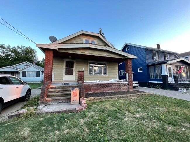 Building Photo - 4109 Oak Park Ave