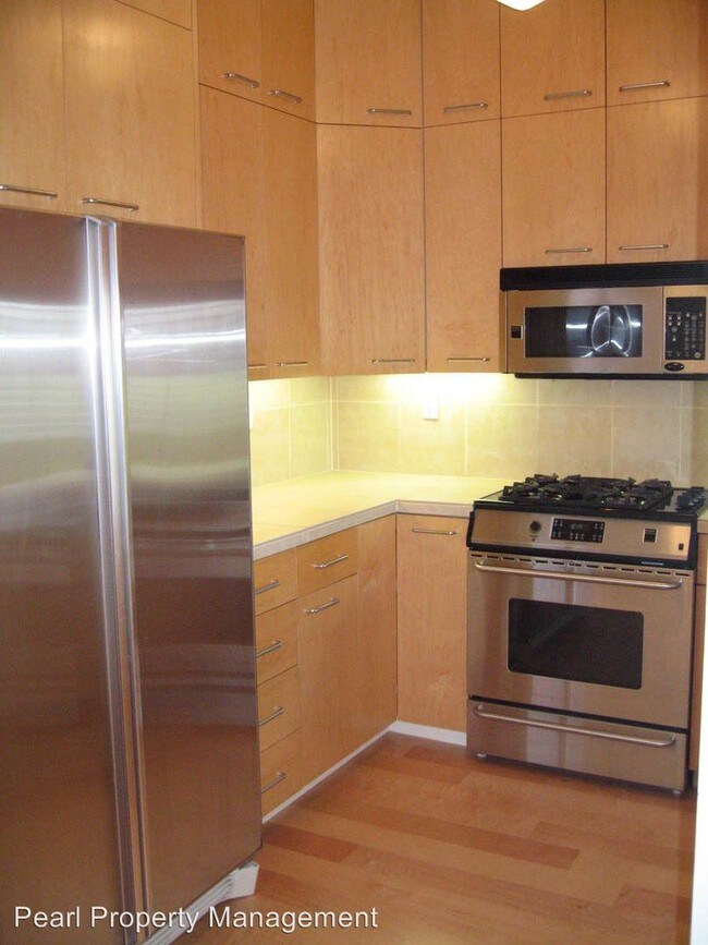 Foto del edificio - 821 NW 11th Ave