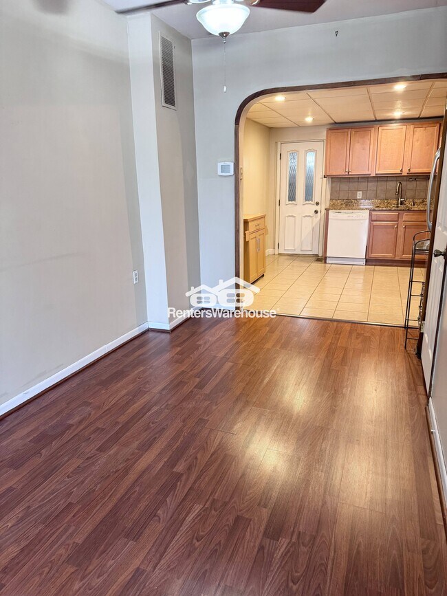 Foto del edificio - 1516 Clarkson St