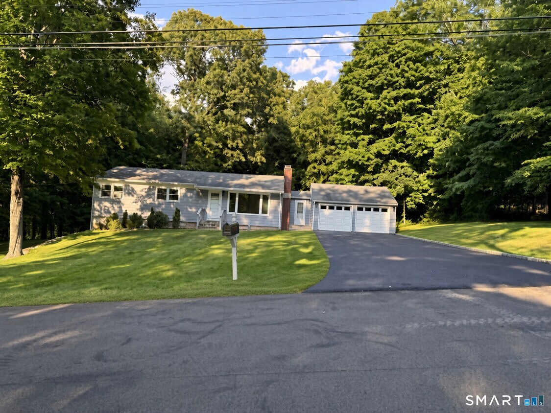 Primary Photo - 259 Old Stagecoach Rd