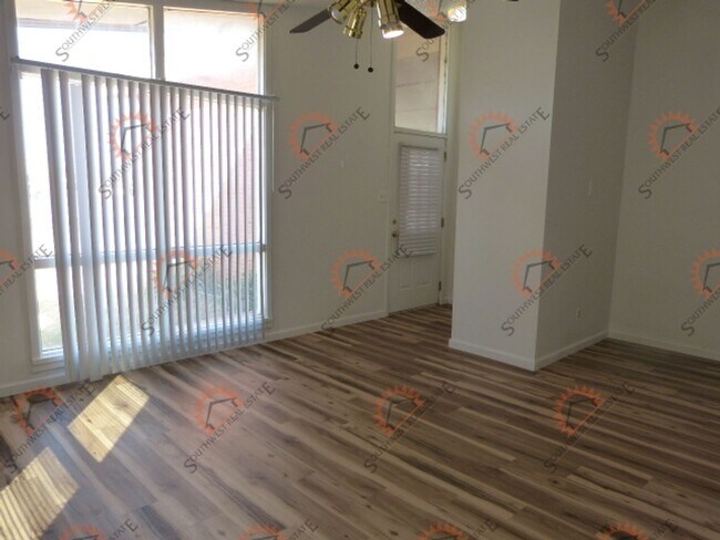 Foto del edificio - 1209 Cameo St