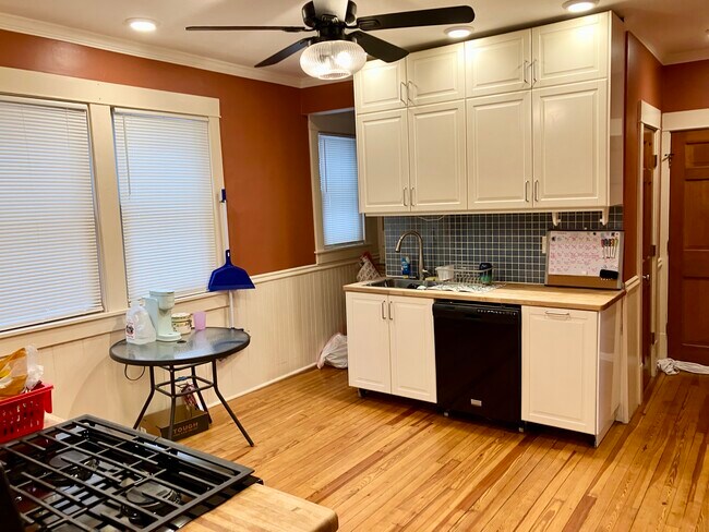 Foto del edificio - 67 Olcott Ave