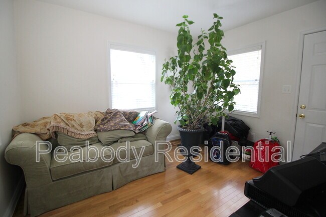 Foto del edificio - 1724 S Oakland St