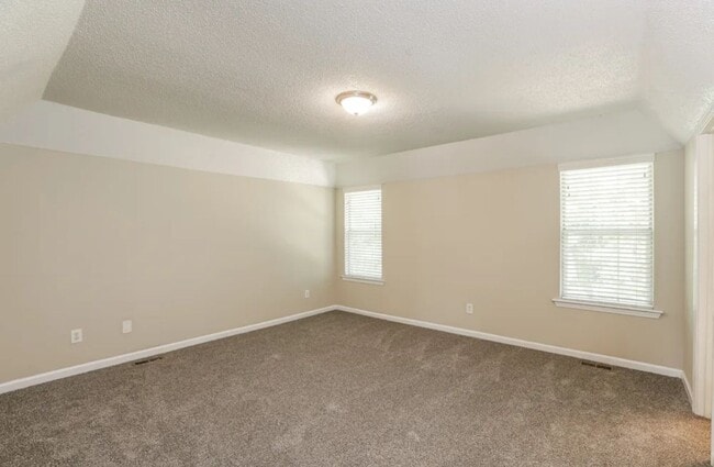 Foto del edificio - 4216 Sturbridge Dr