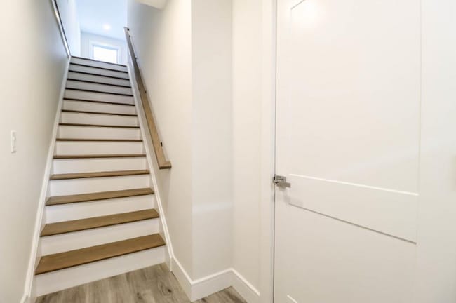 Building Photo - 69 Lanesville Rd