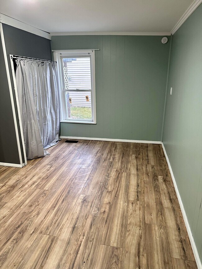 Building Photo - Osceola Duplex