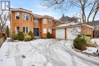 Building Photo - 22 Finchley Rd