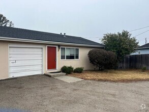 Building Photo - 2167 Mountain View Dr