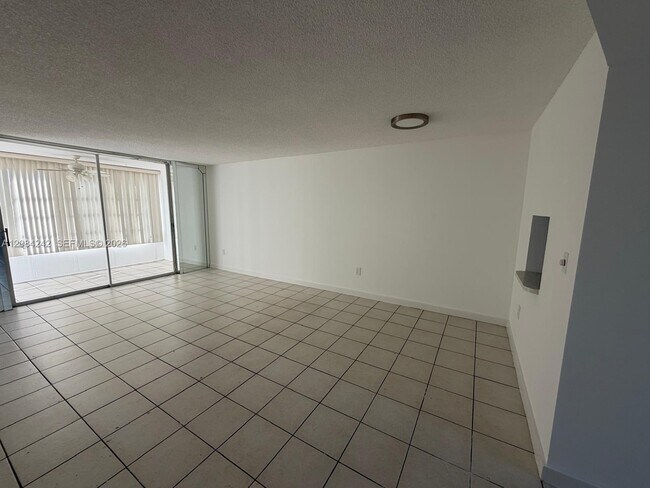 Building Photo - 8600 Sunrise Lakes Blvd