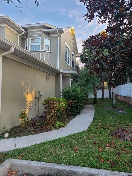 Photo - 10620 Whittington Ct Townhome