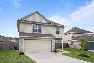 Building Photo - 13716 Blue Jay Ct