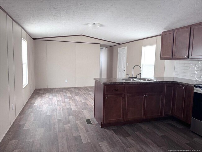 Building Photo - 3435 Marty Cir