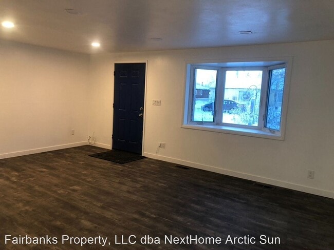 Building Photo - 3 br, 2 bath House - 716 Bentley Drive