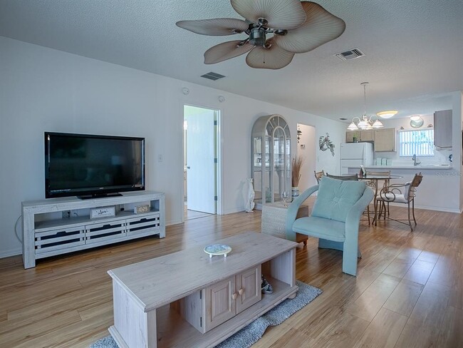 Foto del edificio - 3337 Ashbrook Pl