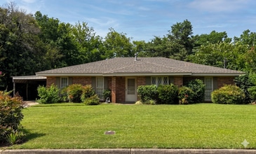 Building Photo - 4409 McCampbell Dr