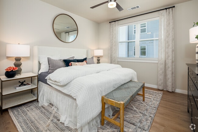 2BR, 2BA - 1,317SF | B2 - The Hightone Apartments