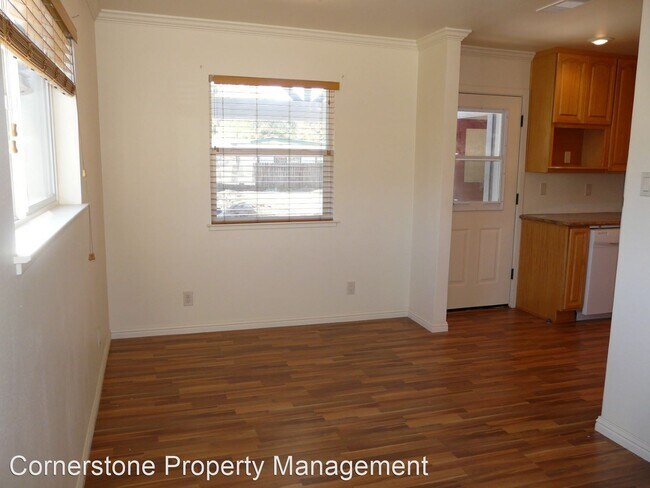 Foto del edificio - 2 br, 1 bath House - 1055 S. White Rd