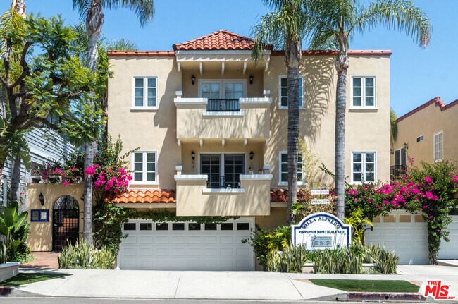 Foto del edificio - 916 N Alfred St