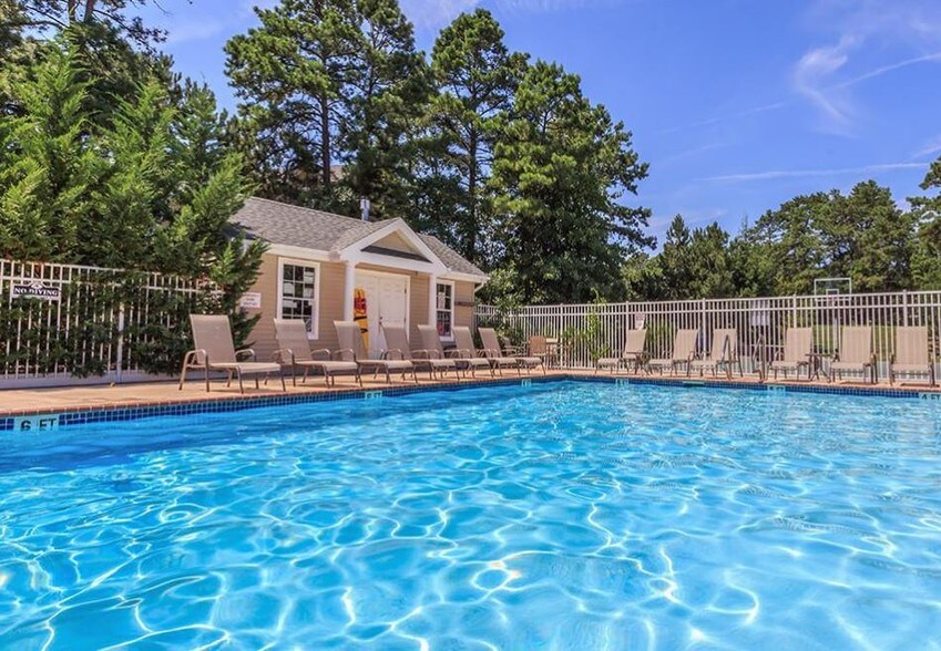 Atlantic Heights at Barnegat Rentals Barnegat, NJ