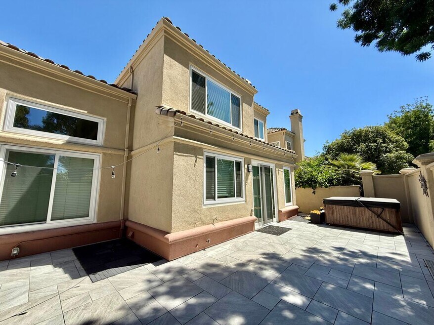 4238 Diavila Ave