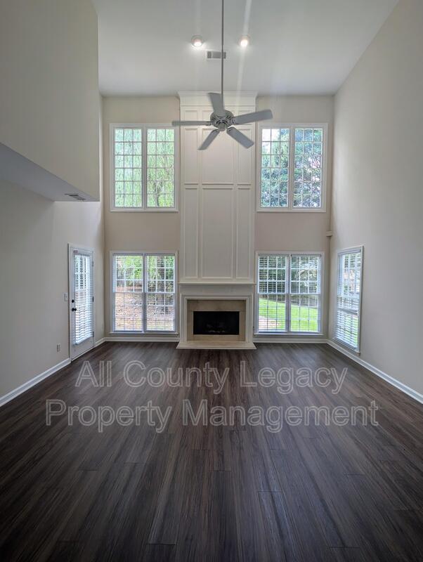 Foto del edificio - 4920 Agate Dr