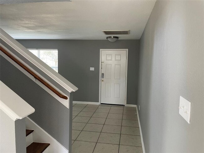 Building Photo - 16314 Cole Bridge Ln