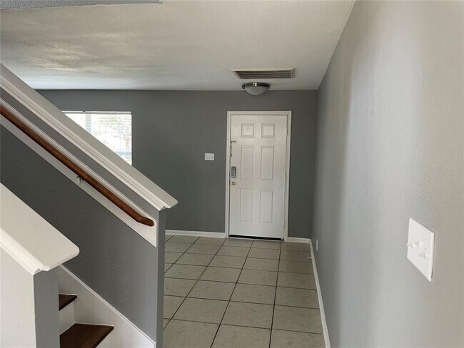 Foto del edificio - 16314 Cole Bridge Ln