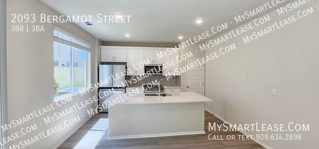 Foto del edificio - 2093 Bergamot St