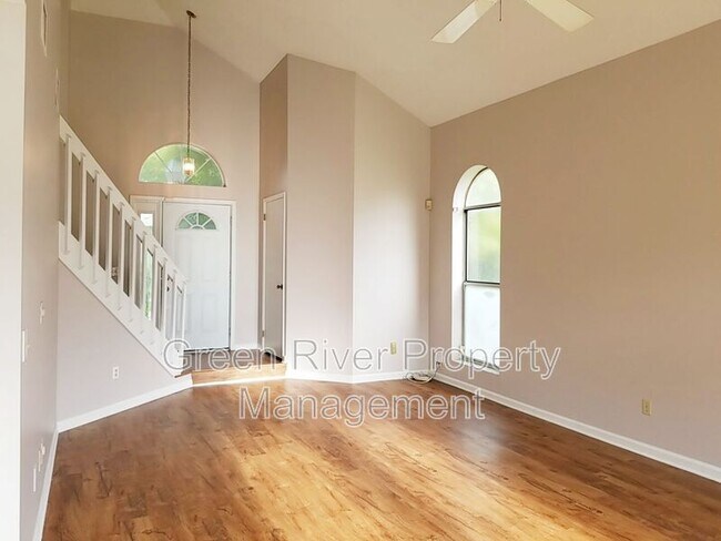 Building Photo - 2159 St Martins Dr E