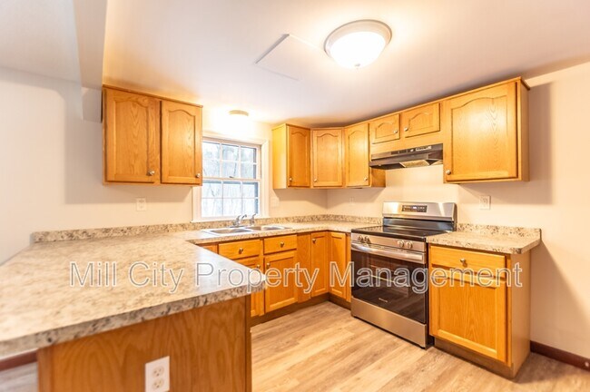 Foto del edificio - 64 South Rd