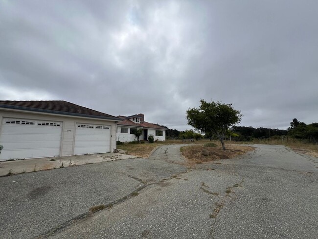 Building Photo - Coastal Retreat with Ocean & Valley Views ...