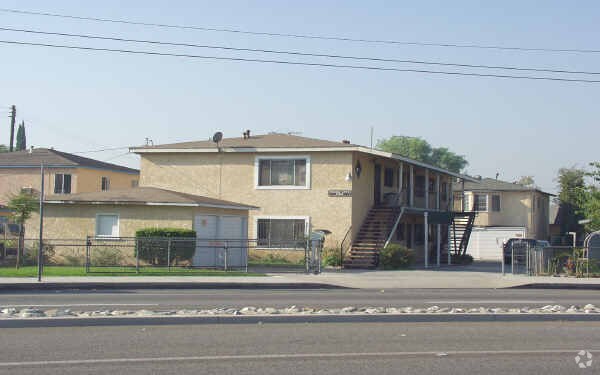 Primary Photo - 14810 Badillo St