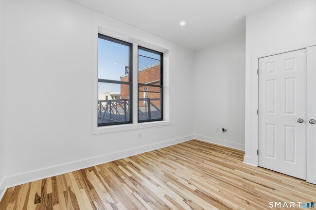 Foto del edificio - 253 State St