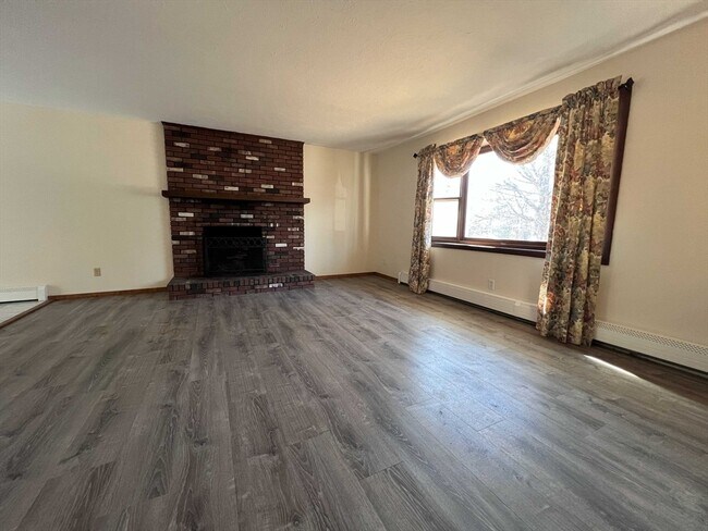 Foto del edificio - 23 Hospital Rd