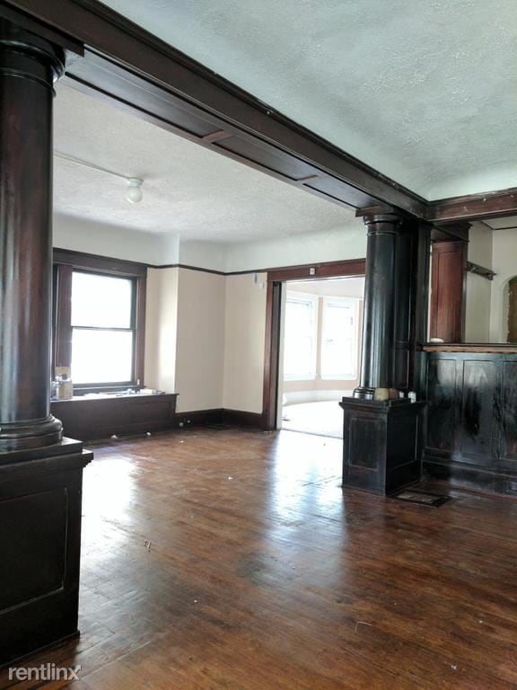 Building Photo - 1845 Rosalind Ave