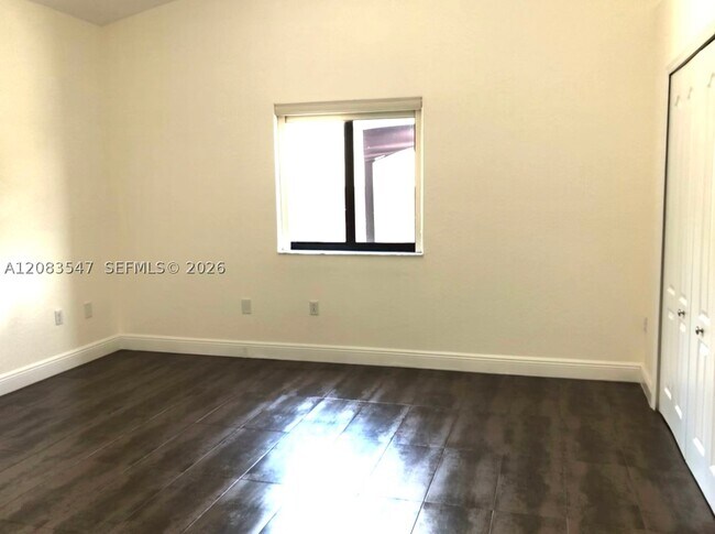 Foto del edificio - 4400 SW 164th Path