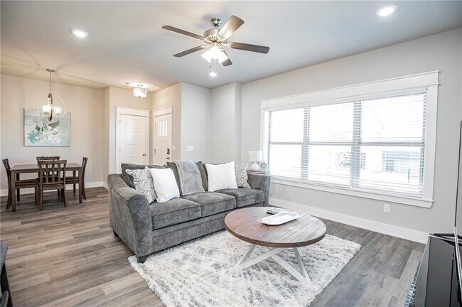 Foto del edificio - 2578 N Ward Dr