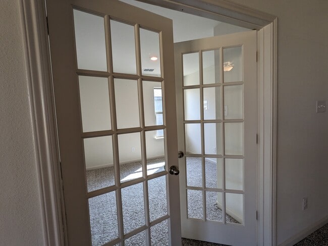 Building Photo - 13634 Logan Pass Dr