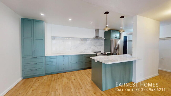 Foto del edificio - 1745 Camino Palmero St