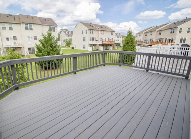 Foto del edificio - 23141 Foxglove Way