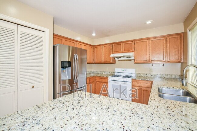 Foto del edificio - 24809 SE 37th Pl