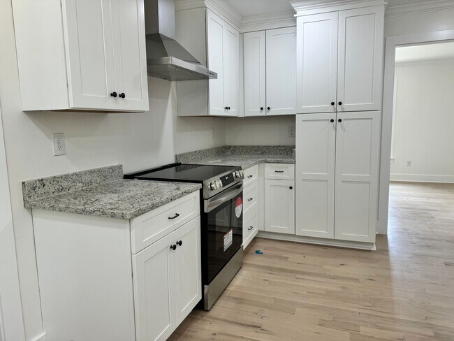 Foto del edificio - Renovated 3 BR Home in the Heart of Murfre...