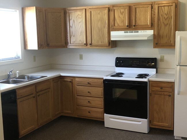 Cocina - 15130 Sprucevale Rd