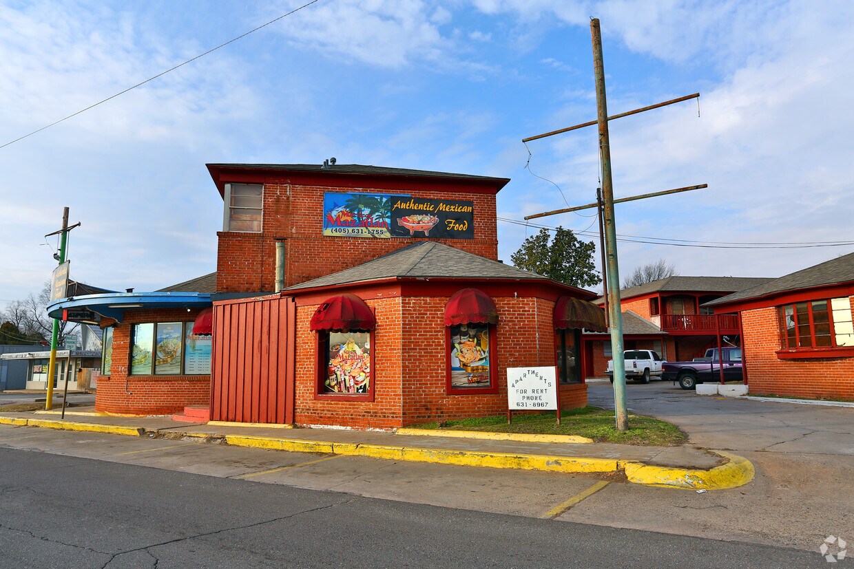 Foto del edificio - 3325 S Robinson Ave